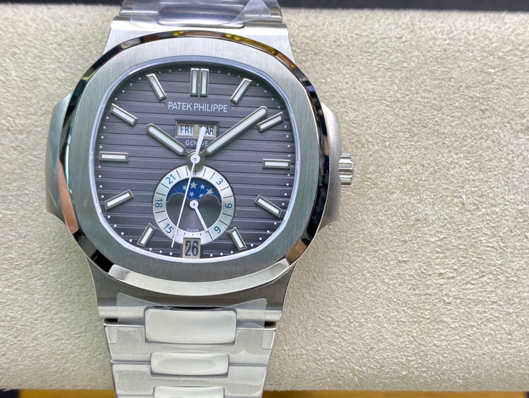 Patek Philippe Nautilus Annual Calendar 5726